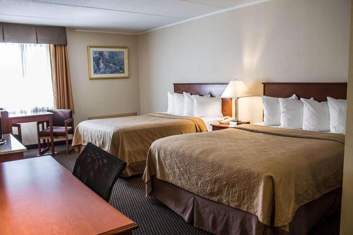 Baymont By Wyndham Youngstown Εξωτερικό φωτογραφία